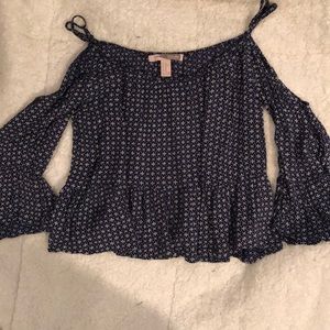 Women’s long sleeve shirt